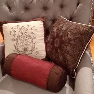 Three Home Classic Pillows